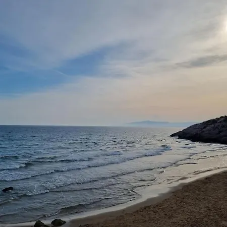 Precioso Con Vistas Al Mar Con Piscina